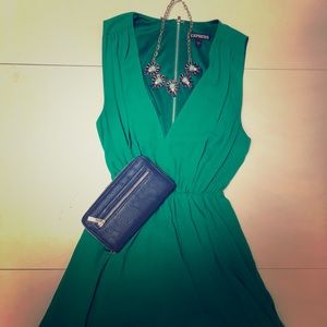 Green Sleeveless Dress